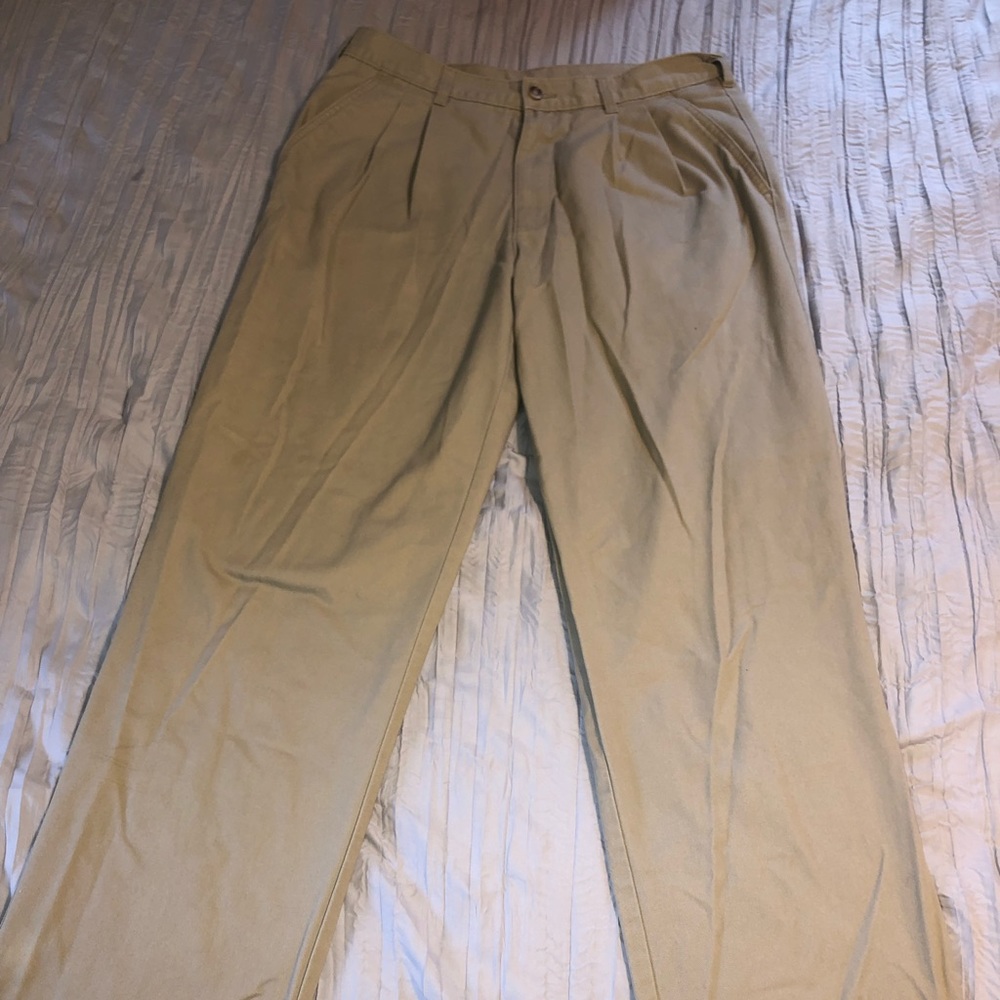Men’s Khaki Pants